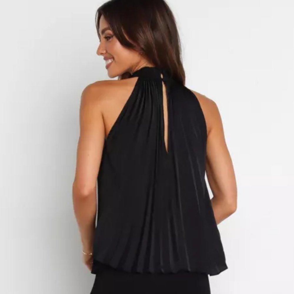 SOLD NWT Petal and Pup Halter Sleeveless Black Top, Andrea, size 8 (L) - Picture 2 of 4